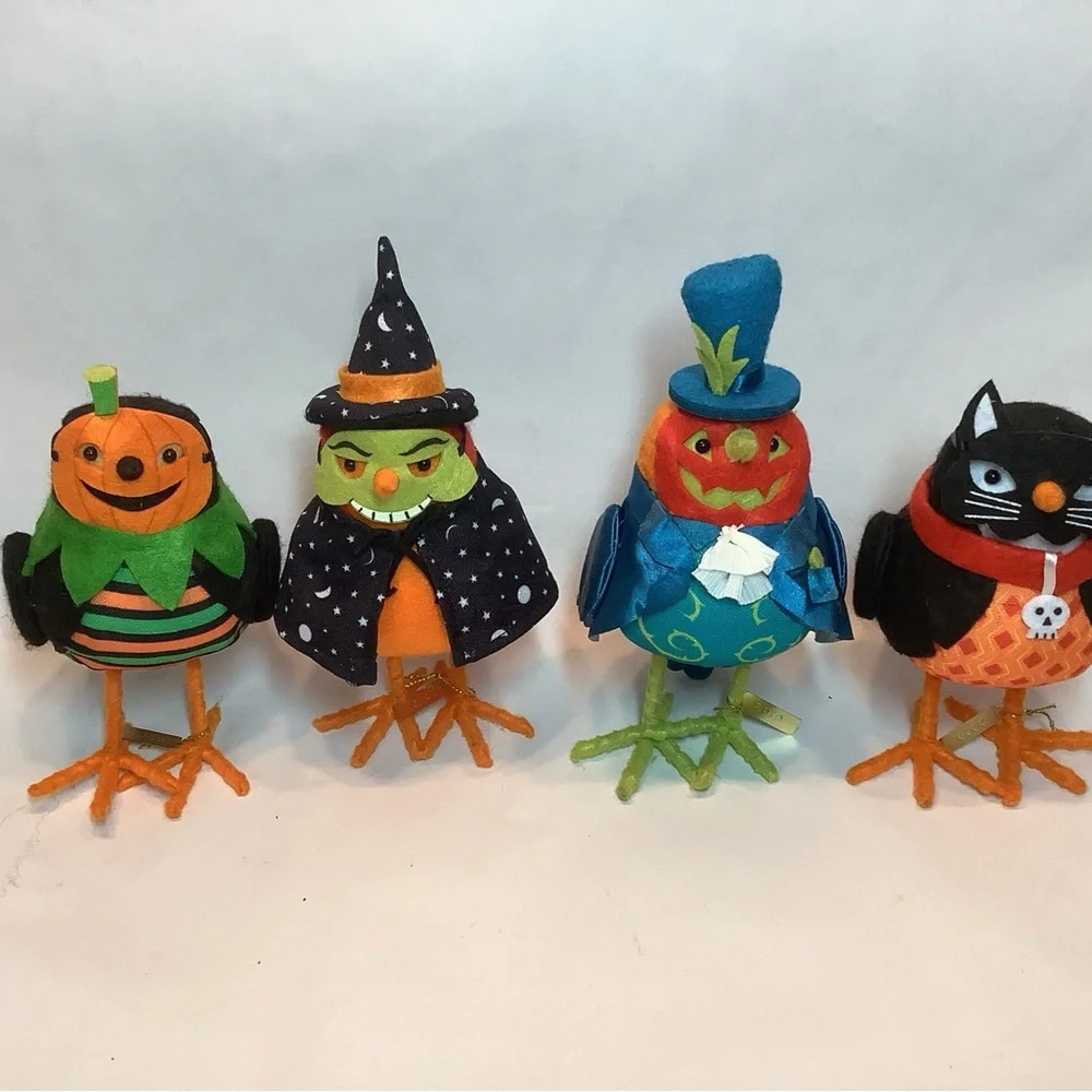 Target Spritz Bird CACKLES 2019 Hyde Eek Mask Wizard Witch Felt Halloween Decor